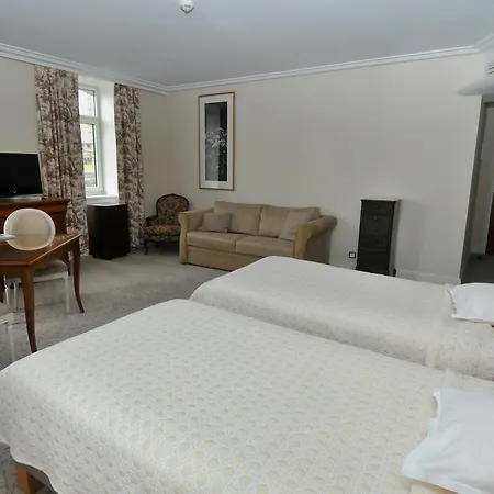 Hotel France Et Chateaubriand